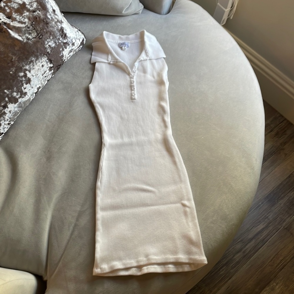 Brand new white viscose and nylon stretch mini collared dress